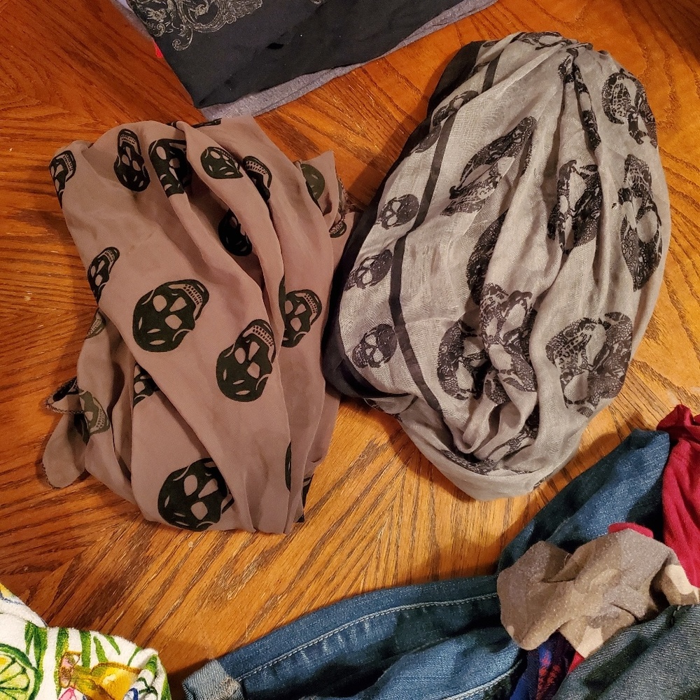 Skull printed scarves